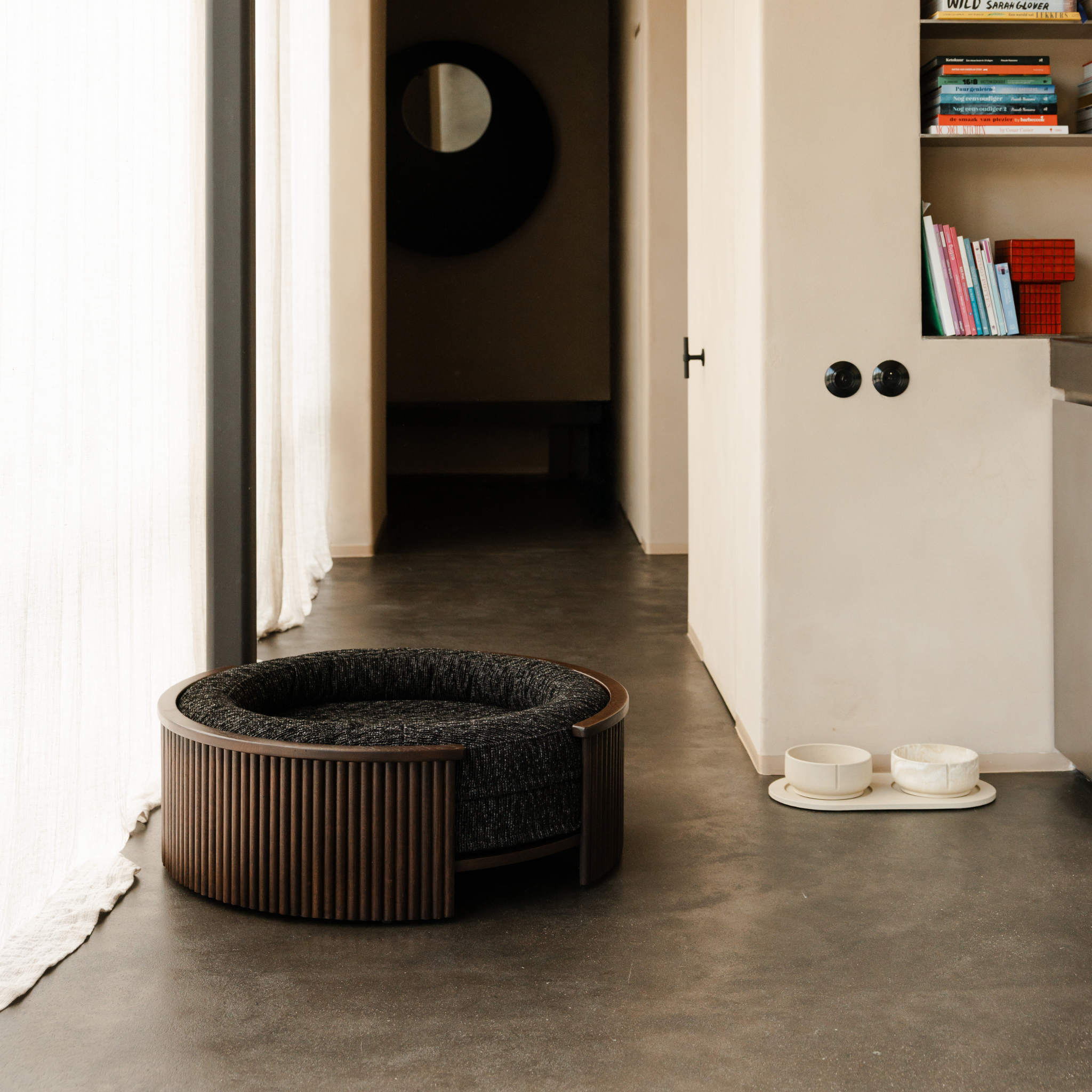 Swirl Elite Pouf Coal With Walnut
