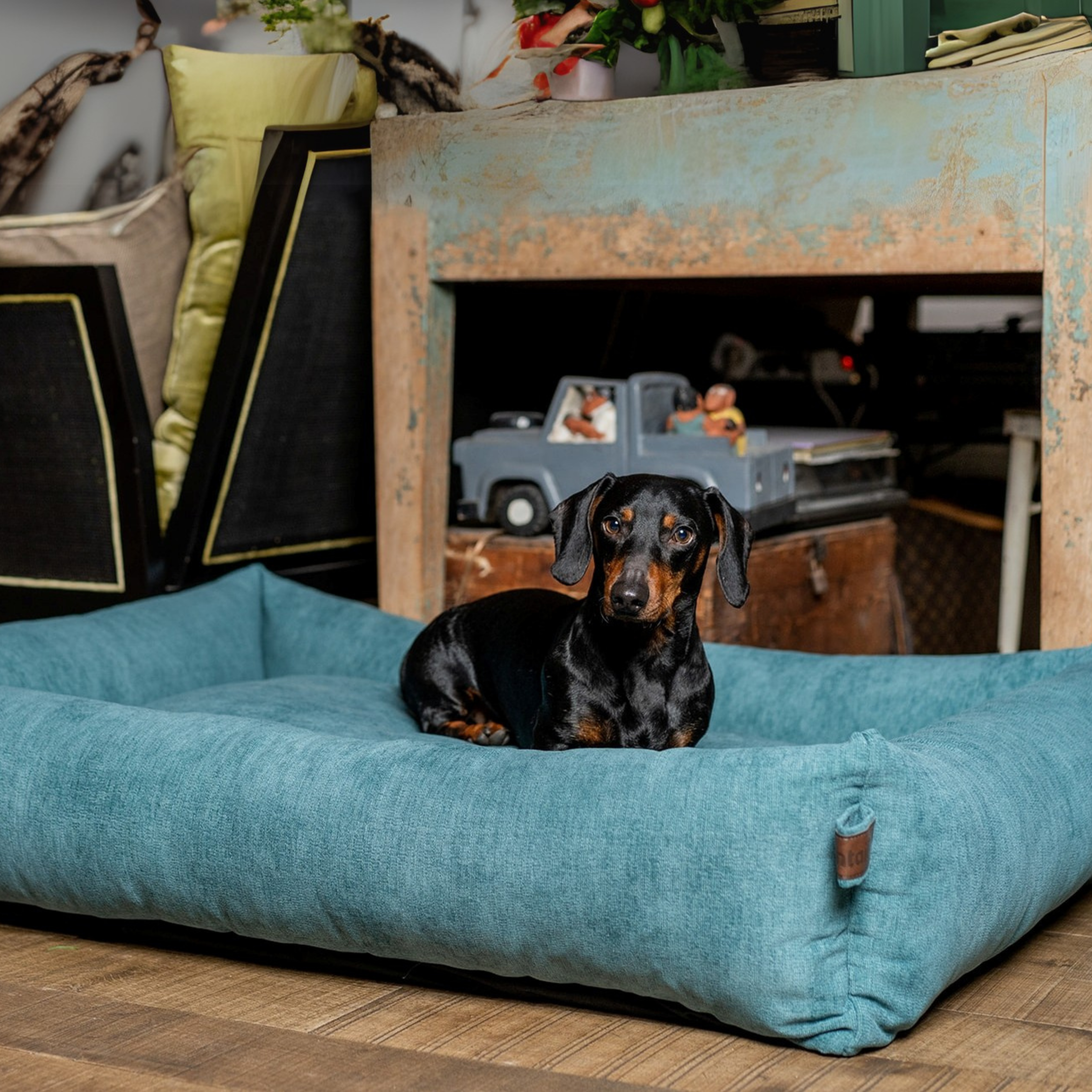 Snug Mellow Dog Bed Peacock Blue