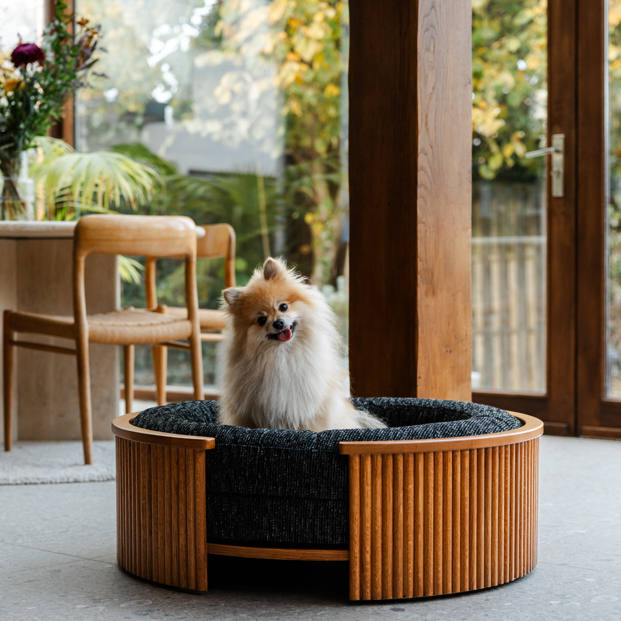 Swirl Elite Pouf Coal With Honey